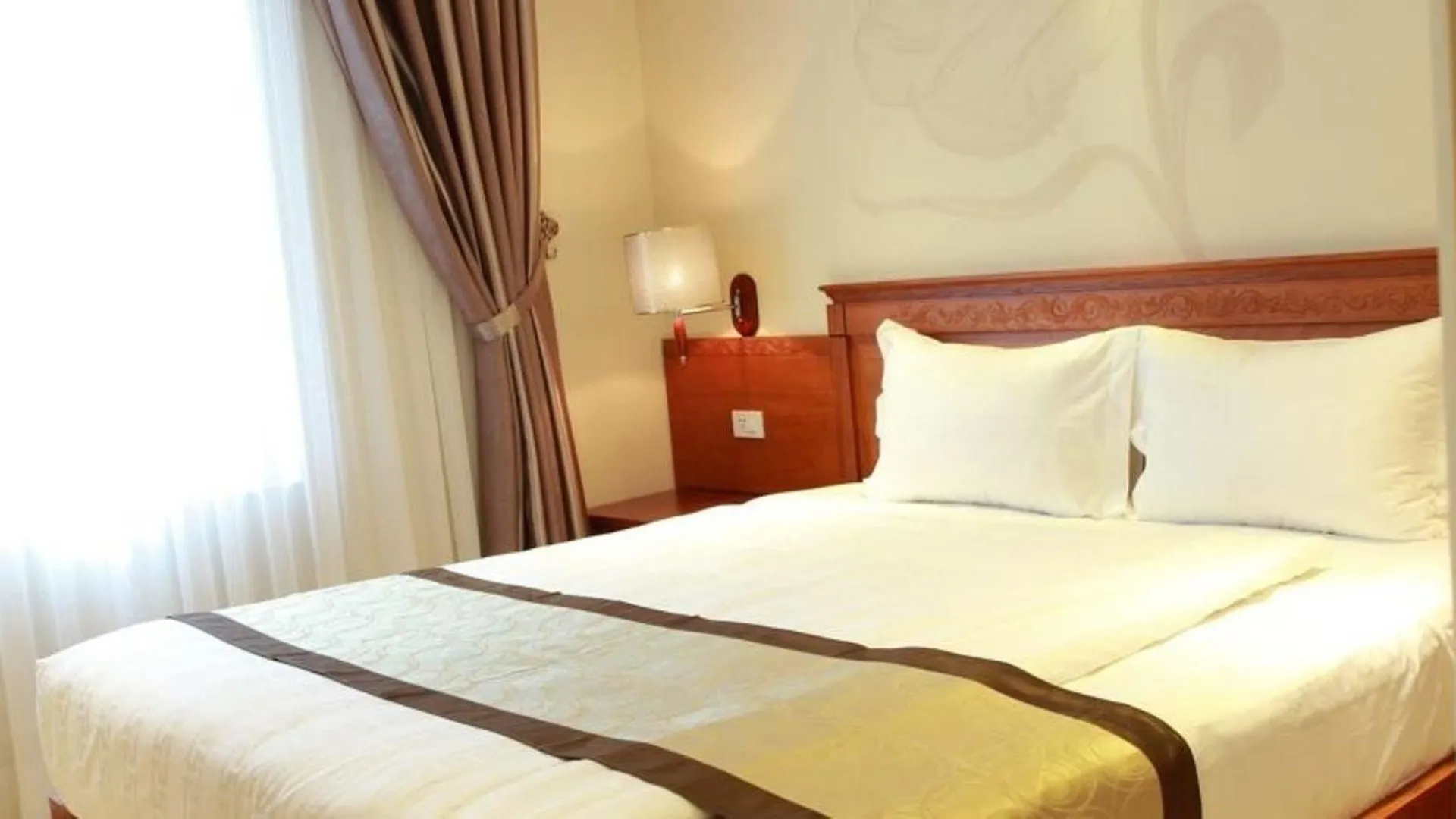 Au Lac Charner Hotel Cidade de Ho Chi Minh 4*,  Vietname